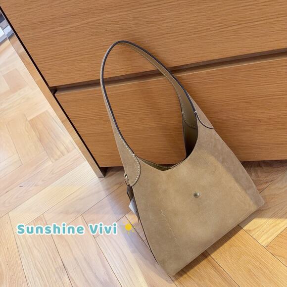 NWT COACH Brooklyn Shoulder Bag 28 Suede CW637 Sand Leather - Picture 4 of 13